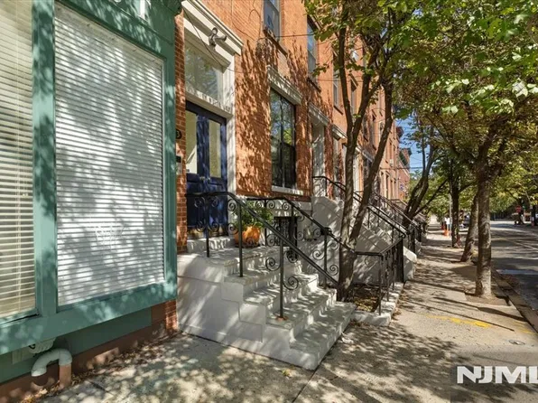 273 Monmouth Street #3, Jersey City, NJ 07302