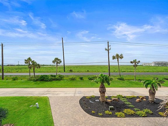 2nd image of 19319 Shores Dr