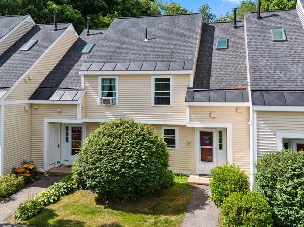 39 Bluffs Drive, Concord, NH 03303