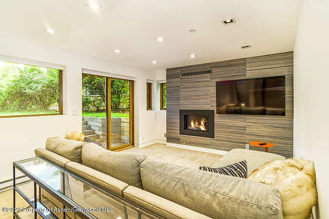 1250 Snowbunny Ln — Photo 18