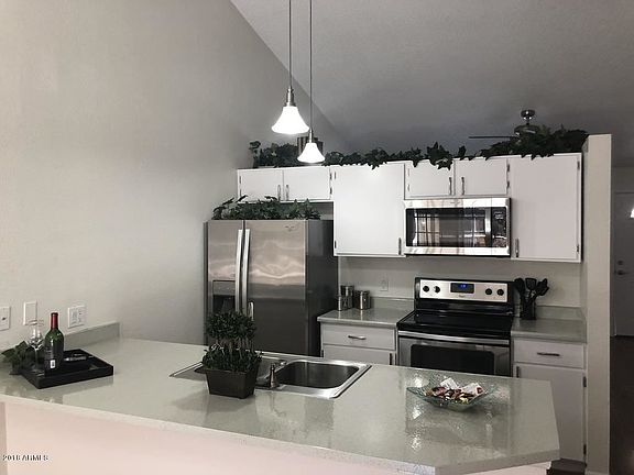 3rd image of 3006 W Monona Dr