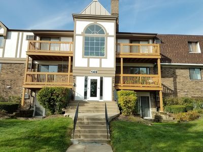 140 S La Londe Ave APT 3H, Addison, IL, 60101