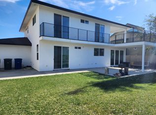417 Heidelberg St, Ventura, CA 93003