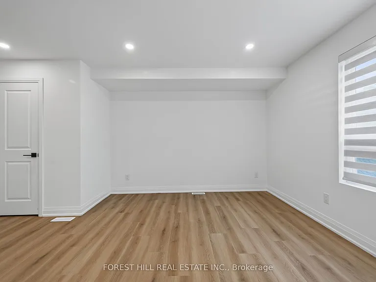 221 Churchill Ave #R — Photo 43