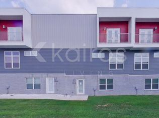 1516 S Razorback Rd, Fayetteville, AR 72701