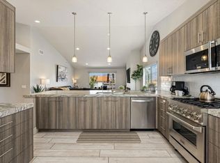 172 Torrey Pine Dr, Palm Desert, CA 92211