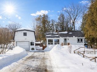 930 Gilmore Ave, Innisfil, ON L0L1W0