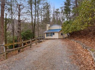 212 Creekside Dr, Dugspur, VA 24325