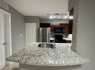 2811 N Oakland Forest Dr APT 205, Fort Lauderdale, FL 33309