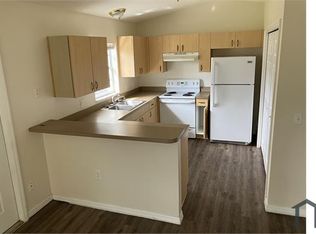 38645 Rose Ln, Zephyrhills, FL 33542
