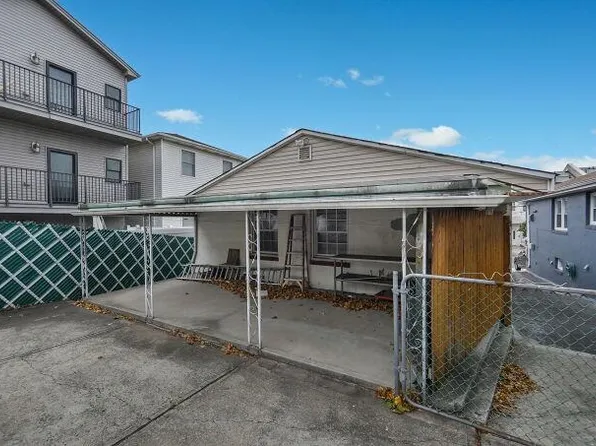 46 Western Avenue image 33 of 36