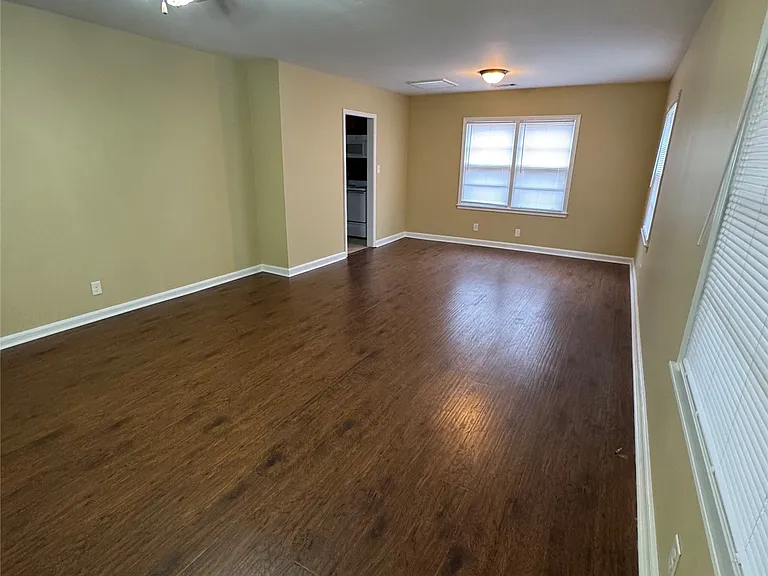 3321 Branch St — Photo 3