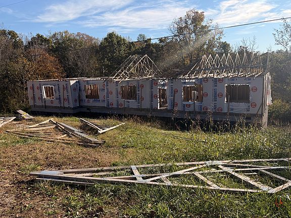 2nd image of 2323 Crowe Ridge Rd