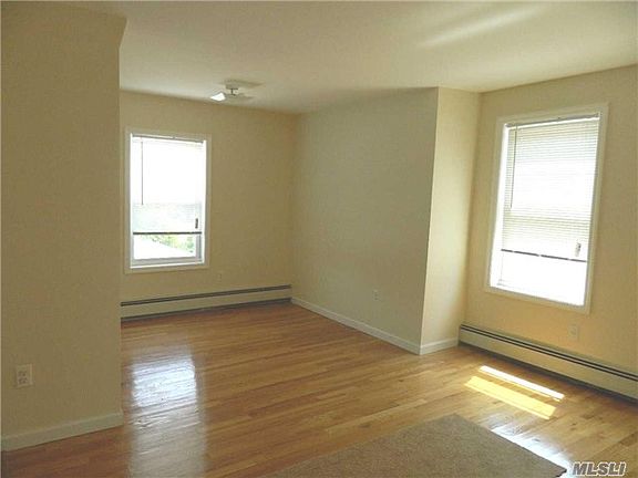 2nd image of 58 Hartwell Pl