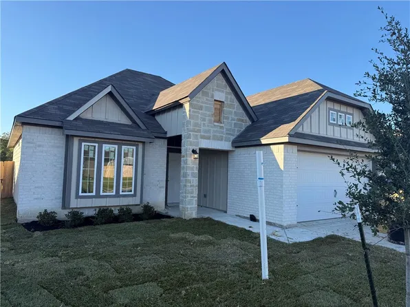 1382 Kingsgate Dr, Bryan, TX 77807