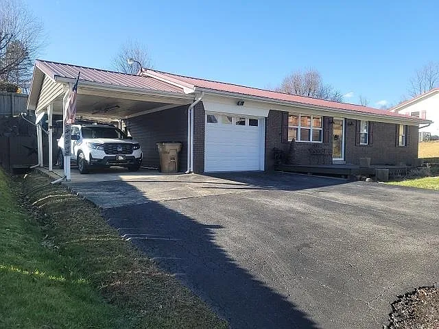 37 Township Road 316 photo 1