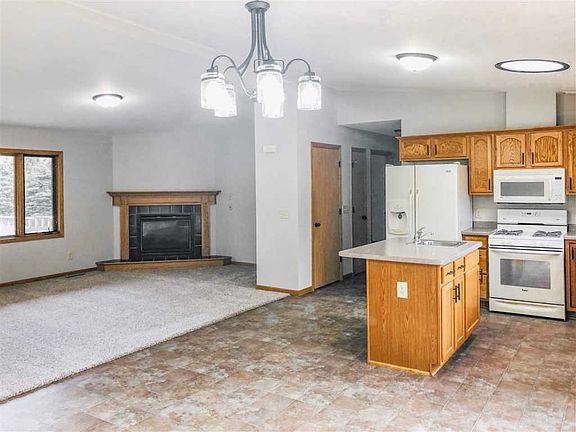 3rd image of 13315 Bonita Rd