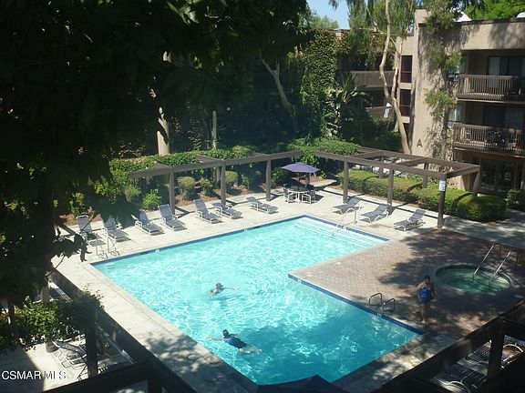 4th image of 22100 Burbank Blvd Unit 315B