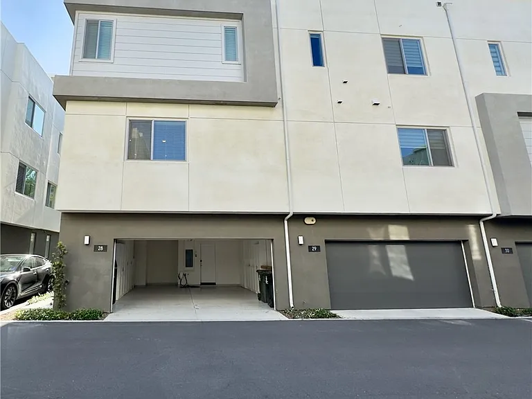 1868 S Westside Dr #28 — Photo 41