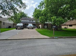 16111 Spinnaker Dr, Crosby, TX 77532