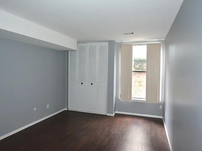 40 Shrewsbury Green Dr #C — Photo 7