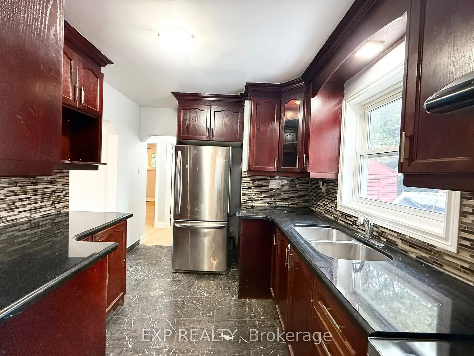 2 bed, $2,350 — Photo 3