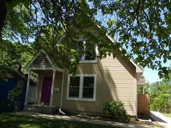 3006 Jarboe St, Kansas City, MO 64108