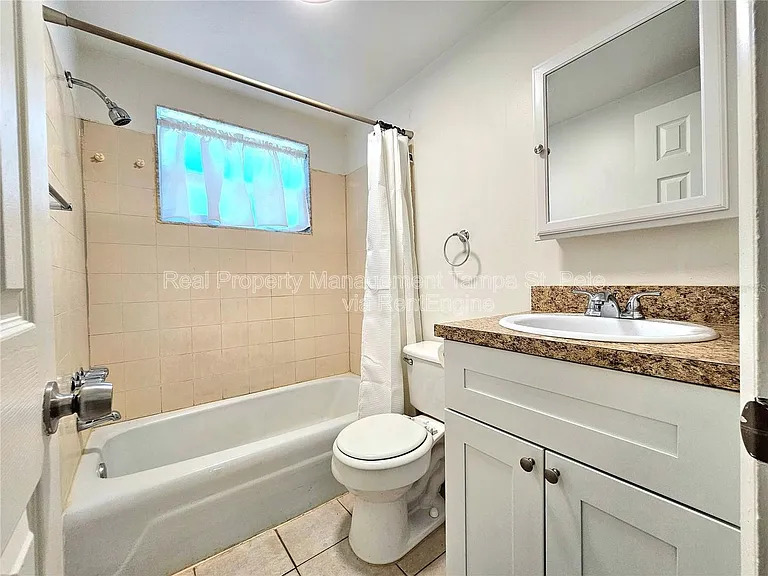 613 Lyndhurst St — Photo 10