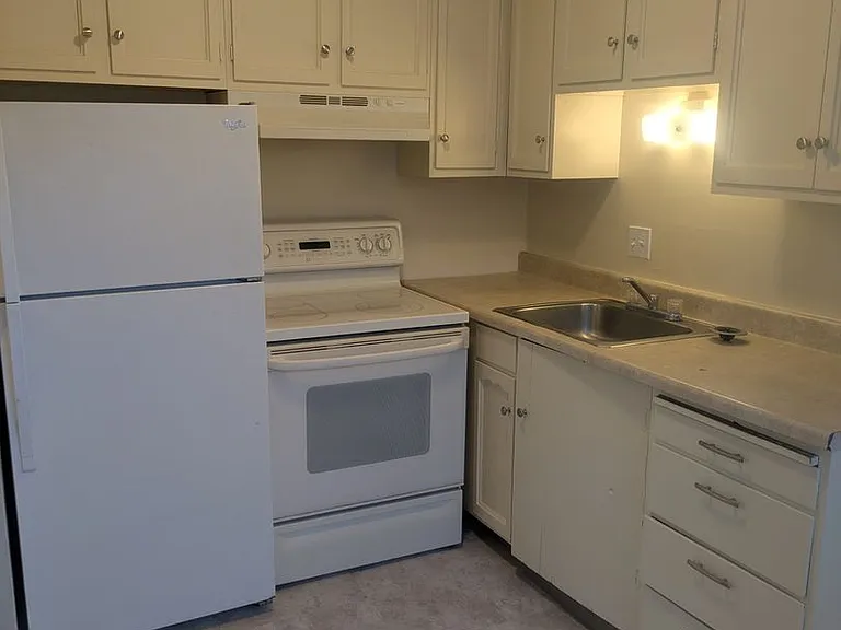 24 Panorama Dr #30 — Photo 4