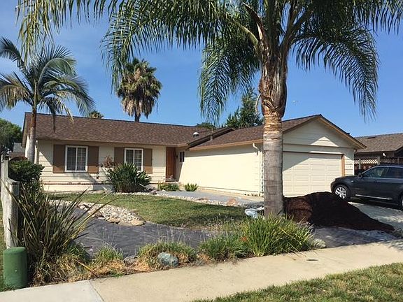 3rd image of 5889 Cadiz Dr