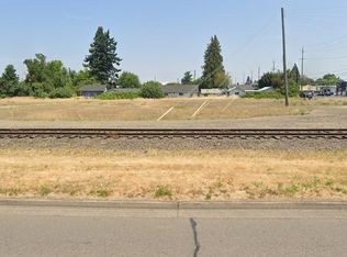 119 N Pacific Hwy, Woodburn, OR