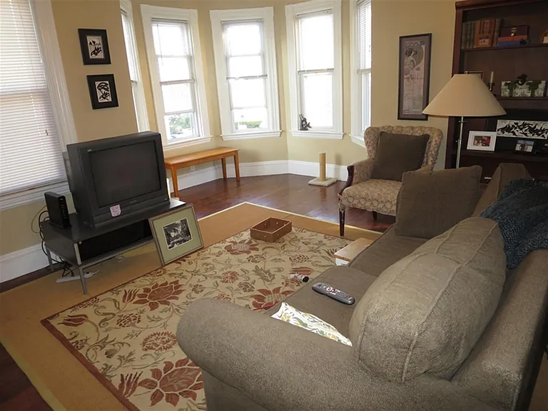 45 Kidder Ave #2 — Photo 8