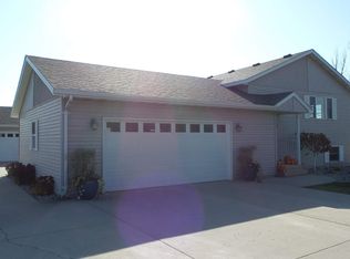 106 35th St S, Brookings, SD 57006