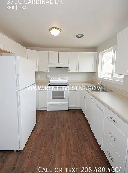 3710 Cardinal Dr — Photo 4