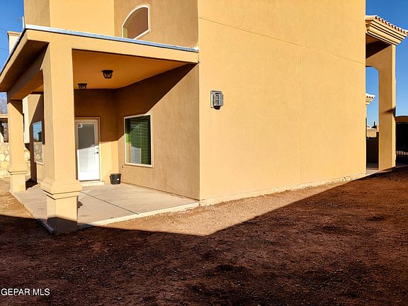 5th image of 3785 Coco Palm Dr