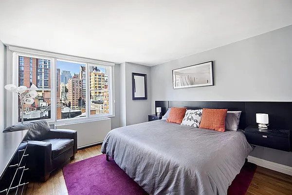 Sold by Stribling | media 6