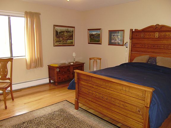 5th image of 71 Halley Dr