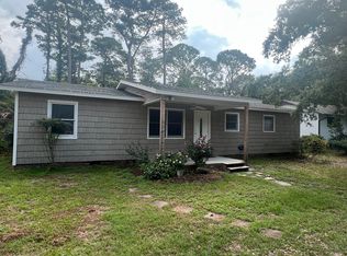 214 Frink Dr, Southport, NC 28461