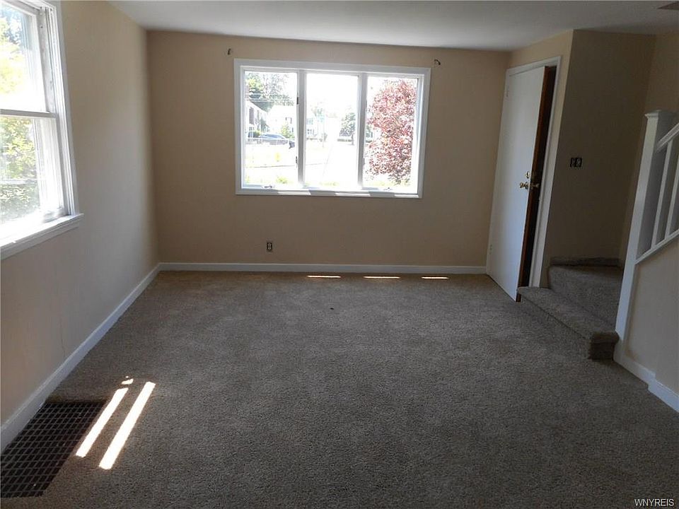 2nd image of 13 Virginia Rd
