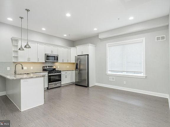 3rd image of 1845 N 6th St #47-B1