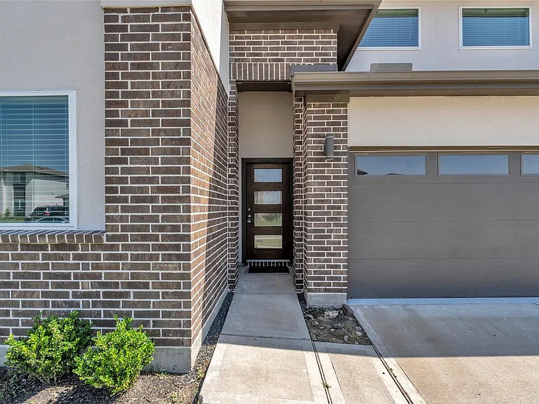 19027 Derrington Manor Ln — Photo 4