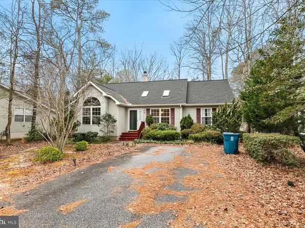 50 King Richard Rd, Ocean Pines, MD 21811