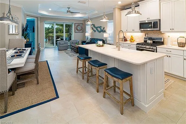 2279 Marquesa Cir