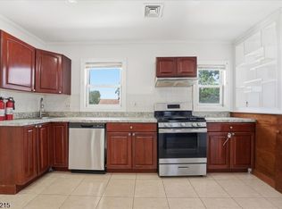 122 S Lincoln Ave, Middlesex, NJ 08846