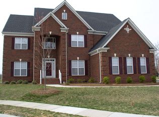 16511 Silversword Dr, Charlotte, NC 28213