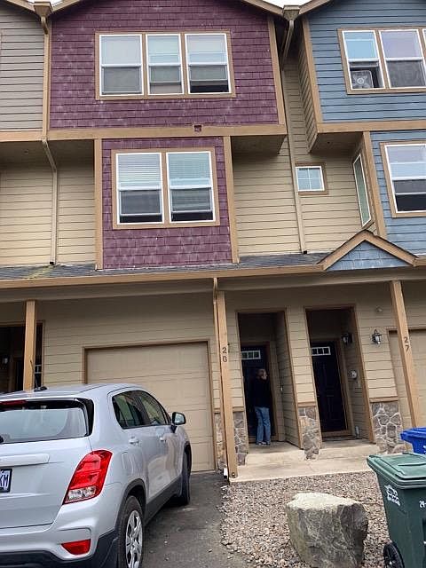 1st image of 475 SE 35th St Unit E26