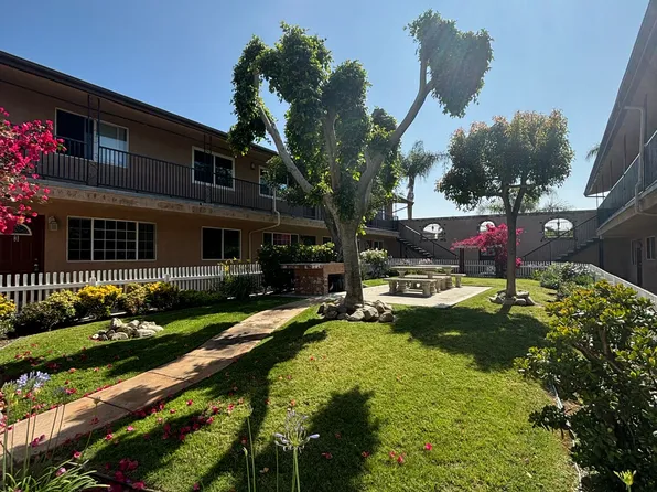 10350 Kimberly Ave APT 13, Montclair, CA 91763