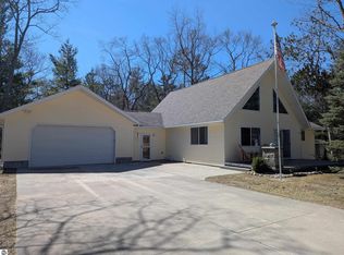 5446 E 5th St, Au Gres, MI