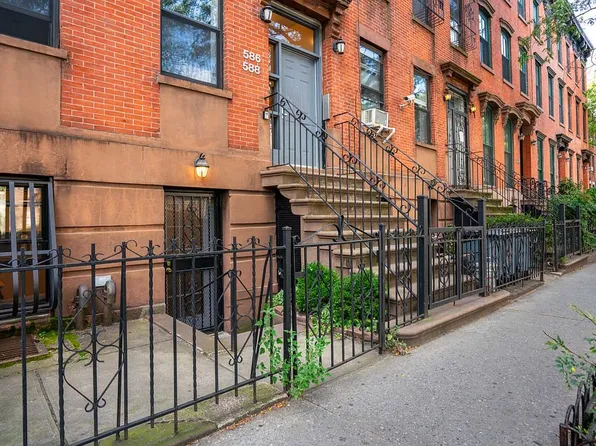 586 Pacific St, Brooklyn, NY 11217