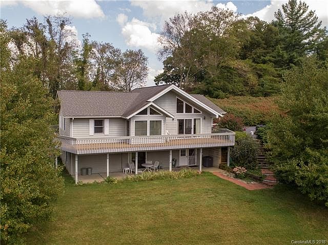 1st image of 145 Vermont Dr